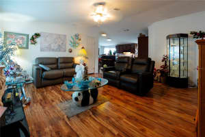 8111 COUNTY ROAD 109, LADY LAKE, FL 32159 Sold 01/31/25