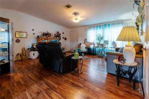 8111 COUNTY ROAD 109, LADY LAKE, FL 32159 Sold 01/31/25