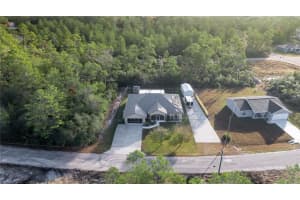 21 FISHER TRAIL PASS, OCKLAWAHA, FL 32179 Sold 02/21/25