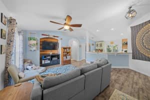 504 JOHN THOMAS AVENUE, DELAND, FL 32724 Sold 02/18/25
