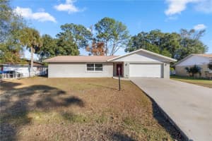 562 SILVER COURSE LOOP, OCALA, FL 34472 Sold 02/21/25