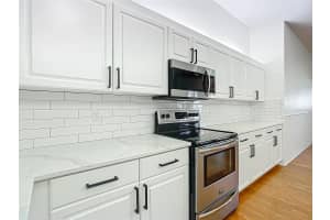 9811 138TH LOOP, SUMMERFIELD, FL 34491 Sold 02/28/25