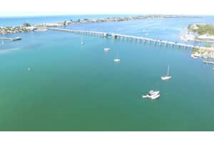 610 FOX STREET, LONGBOAT KEY, FL 34228 Sold 02/11/25