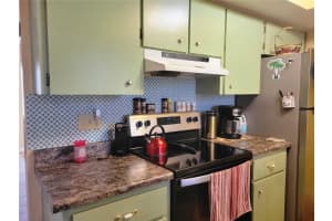 8211 106TH STREET, OCALA, FL 34481 Sold 04/30/25
