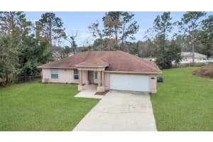 7043 HEMLOCK COURSE, OCALA, FL 34472 Sold 04/23/25