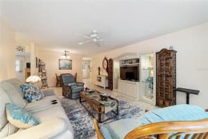 8877 96TH STREET, OCALA, FL 34481 Sold 04/18/25