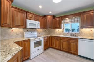 10882 62ND AVENUE, OCALA, FL 34476 Sold 08/22/25
