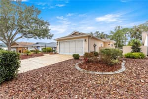 9176 93RD CIRCLE, OCALA, FL 34481 Sold 07/31/25
