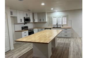 9748 74TH AVENUE, OCALA, FL 34476 - MLS#MFROM694182