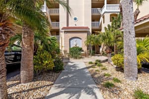438 BOUCHELLE DRIVE, NEW SMYRNA BEACH, FL 32169 Sold 03/31/25