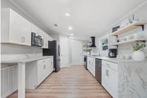 8560 13TH COURT, OCALA, FL 34475 - MLS#MFROM694237