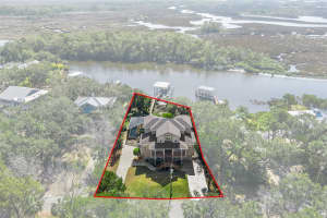 11944 W Creekside Ln Homosassa, FL 34448 - Off Market