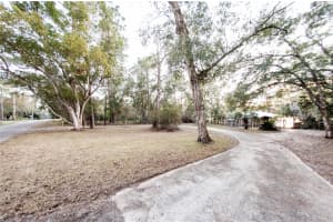 5526 170TH COURT, OCKLAWAHA, FL 32179 Sold 03/31/25