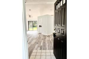 301 OAK TRACK WAY, OCALA, FL 34472 Sold 05/23/25