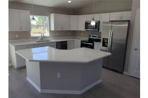 28 PINE TRACE RUN, OCALA, FL 34472 Sold 05/09/25