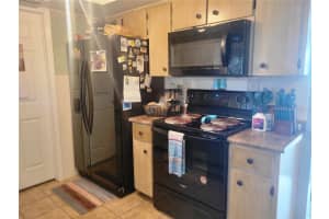 8481 107TH PLACE, OCALA, FL 34481 Sold 04/25/25