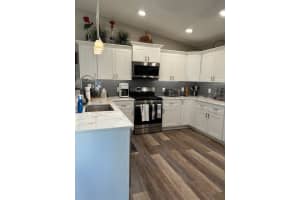 17044 81ST CHARLESFORT AVENUE, THE VILLAGES, FL 32162 - MLS#MFROM696598
