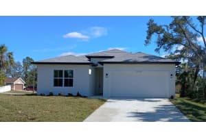 2576 Pecan St, NORTH PORT