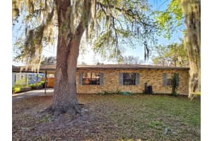 911 OAK DRIVE, LEESBURG, FL 34748 Sold 04/21/25