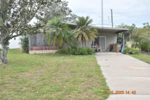 28445 HELENA RUN DRIVE, LEESBURG, FL 34748 - MLS#MFROM697465