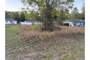 5715 PECAN ROAD, OCALA, FL 34472 Sold 05/01/25