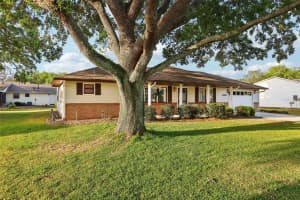 2301 BONNIE VIEW COURT, LEESBURG, FL 34788 Sold 05/19/25