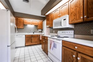 1951 37TH COURT CIRCLE, OCALA, FL 34471 Sold 07/03/25