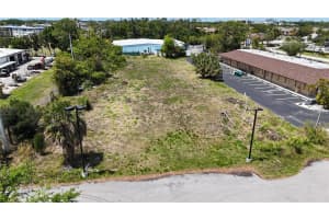 12830 KENWOOD LANE, FORT MYERS, FL 33907 - MLS#MFROM699006