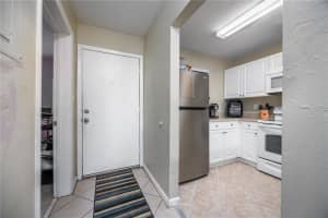 83 16TH AVENUE, GAINESVILLE, FL 32601 Sold 06/26/25