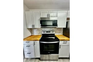 1809 29TH TERRACE, OCALA, FL 34474 Sold 08/29/25