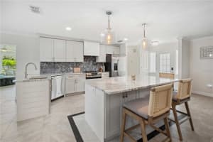 11900 BAYSHORE DRIVE, CRYSTAL RIVER, FL 34429 Sold 09/05/25