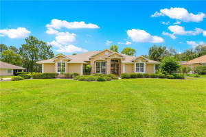 28 Golf View Dr, OCALA