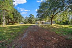 11521 1ST STREET ROAD, SILVER SPRINGS, FL 34488 - MLS#MFROM701748