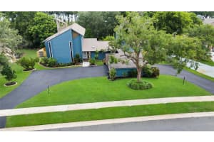 2922 COCOVIA WAY, LEESBURG, FL 34748 Sold 07/17/25
