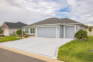 6877 MINCHEW CIRCLE, THE VILLAGES, FL 34762 Sold 09/16/25