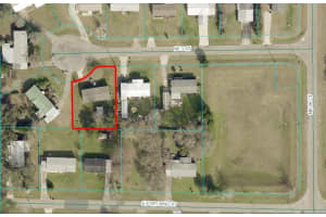 6742 Ne 1st St, OCALA