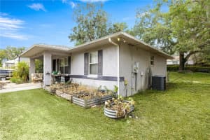 329 LARCH ROAD, OCALA, FL 34480 Sold 08/29/25