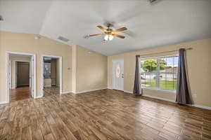 28 HEMLOCK RADIAL LOOP, OCALA, FL 34472 - MLS#MFROM703807