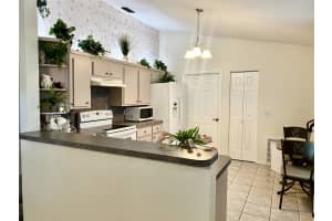 2305 40TH AVENUE, OCALA, FL 34470 - MLS#MFROM703848