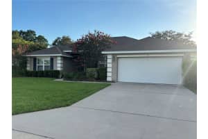 8 Diamond Club Rd, OCALA