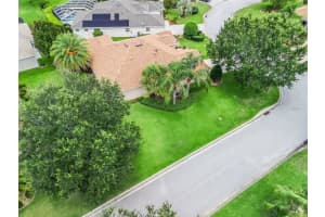 2721 DAY LILY RUN, THE VILLAGES, FL 32162 Sold 10/02/25