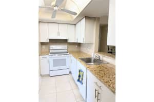 10 WILLOWBROOK LANE, DELRAY BEACH, FL 33446 Sold 11/23/25