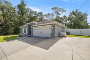 12131 87TH TERRACE, BELLEVIEW, FL 34420 Sold 09/09/25