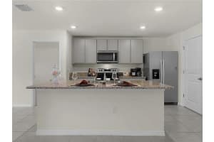 8661 TRIUMPH CIRCLE, WILDWOOD, FL 34785 - MLS#MFROM705310