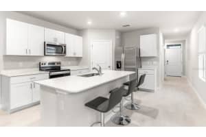 24369 11TH PLACE, NEWBERRY, FL 32669 - MLS#MFROM705604