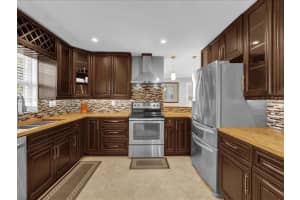 126 41ST AVENUE, OCALA, FL 34471 - MLS#MFROM705877