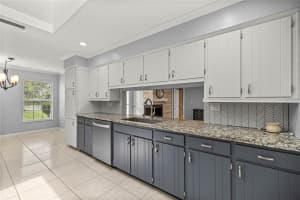 8116 100TH STREET ROAD, OCALA, FL 34481 Sold 10/31/25