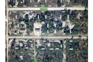 325 BLUE MOON AVENUE, LAKE PLACID, FL 33852 - MLS#MFROM706396