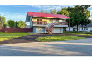 1118 CR 440, LAKE PANASOFFKEE, FL 33538 - MLS#MFROM706488