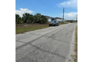 320 KANSAS TERRACE, LABELLE, FL 33935 - MLS#MFROM706585